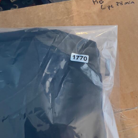 Marvel Universe X-Men Comics Deadpool Logo T-Shirt Men's XL Black - Picture 9 of 9